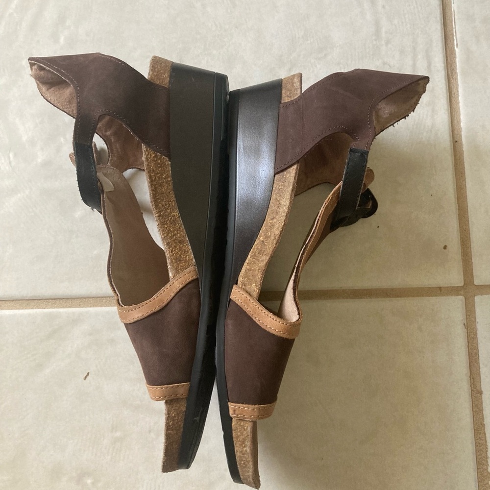 Naot Sandal Womens 10 EU 41 Fiona Wedge Leather Brown Buckle Cork Pump - Picture 2 of 7